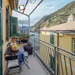 Gemma With Ac & Sea View Balcony * Vernazza